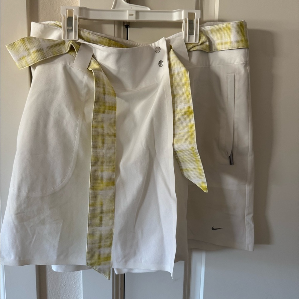 Nike Golf White Skort with Yellow Plaid Accent